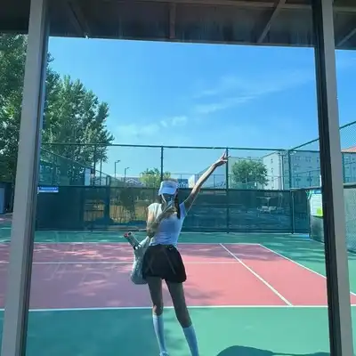 邹飞涵